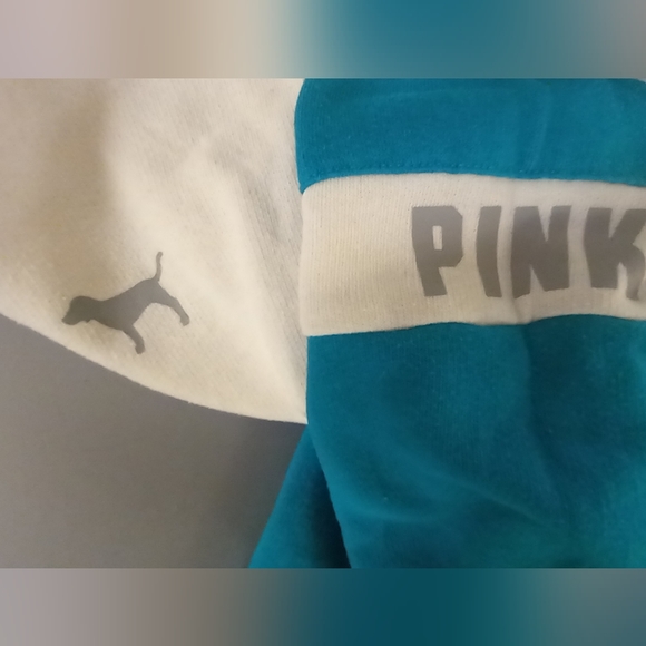 #103 VS Pink Cowl Neck 💙 - Picture 3 of 4